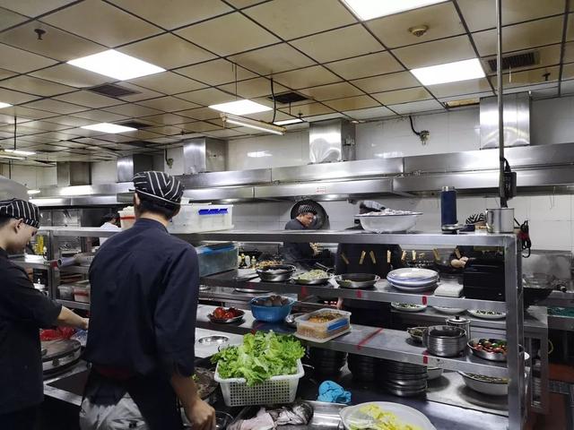 文不文明大家來評!你常去的嘉凱城餐飲店后廚抽檢狀況“大曝光”