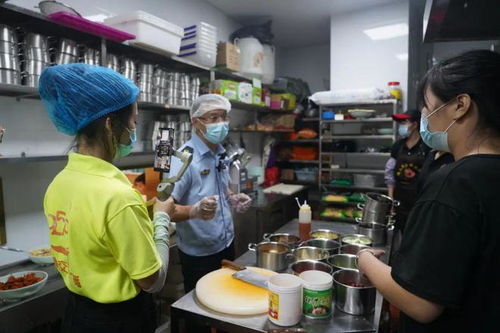 突擊檢查安康餐飲后廚 萬(wàn)人云監(jiān)督下的餐飲管理新篇章